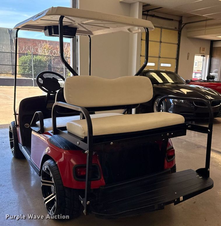 image for item EG7888 2000 EZ-GO golf cart