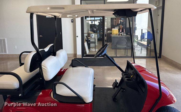 image for item EG7888 2000 EZ-GO golf cart