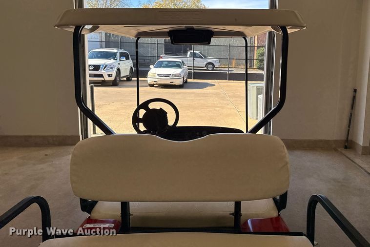 image for item EG7888 2000 EZ-GO golf cart