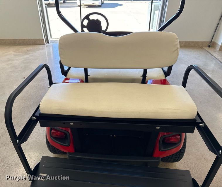 image for item EG7888 2000 EZ-GO golf cart