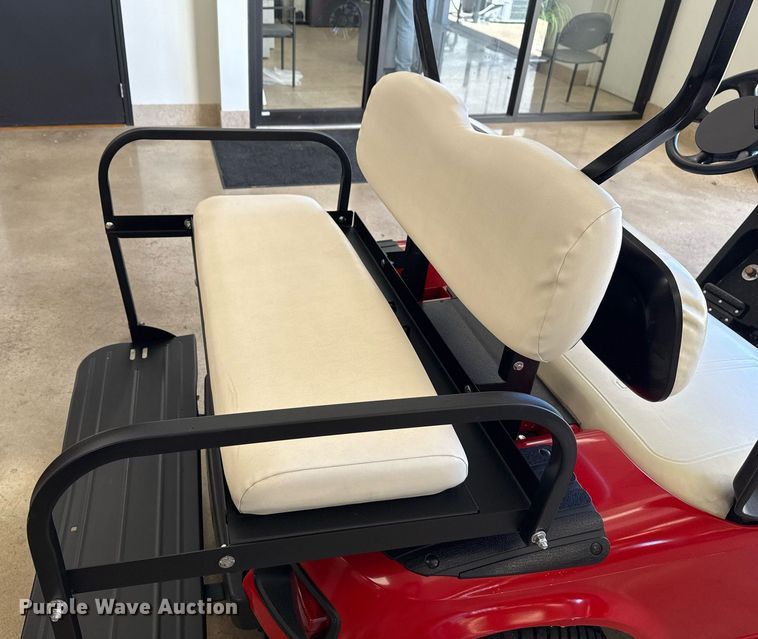 image for item EG7888 2000 EZ-GO golf cart