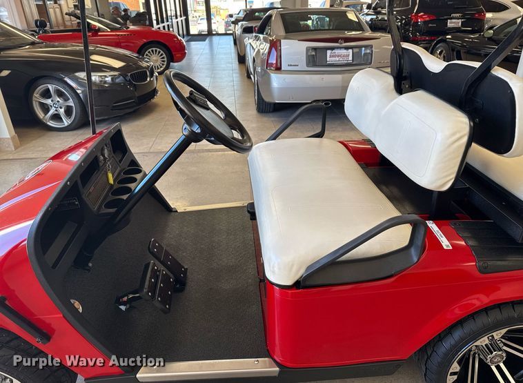 image for item EG7888 2000 EZ-GO golf cart