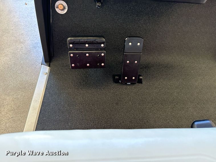 image for item EG7888 2000 EZ-GO golf cart