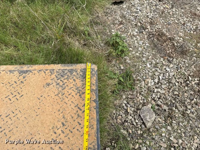 image for item EG7902 2014 Maxey MaxxD Trailers equipment trailer