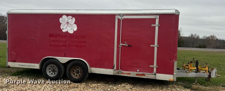 image for item EH7337 2002 Wells Cargo enclosed cargo trailer