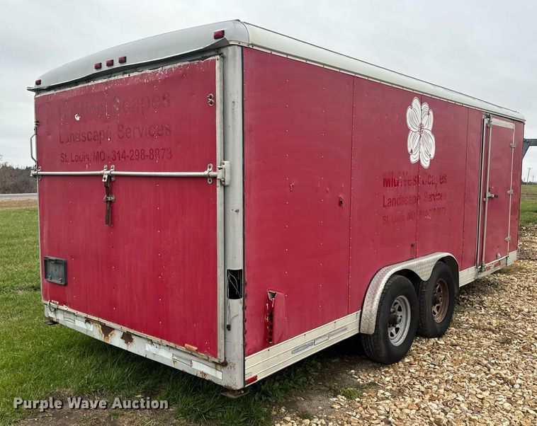 image for item EH7337 2002 Wells Cargo enclosed cargo trailer