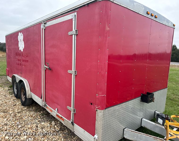 image for item EH7337 2002 Wells Cargo enclosed cargo trailer