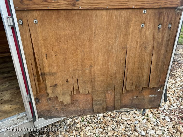 image for item EH7337 2002 Wells Cargo enclosed cargo trailer