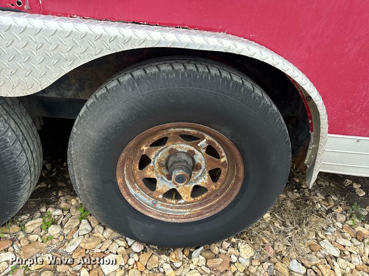 image for item EH7337 2002 Wells Cargo enclosed cargo trailer