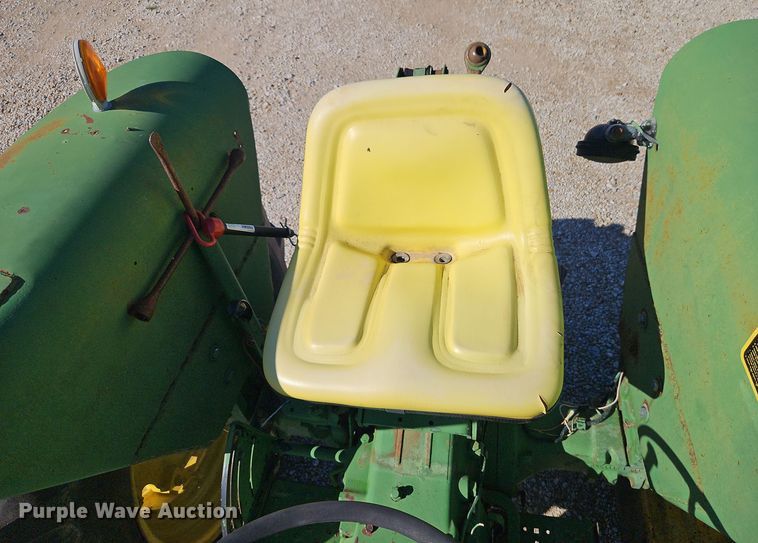 image for item EI8405 1975 John Deere 2030A tractor