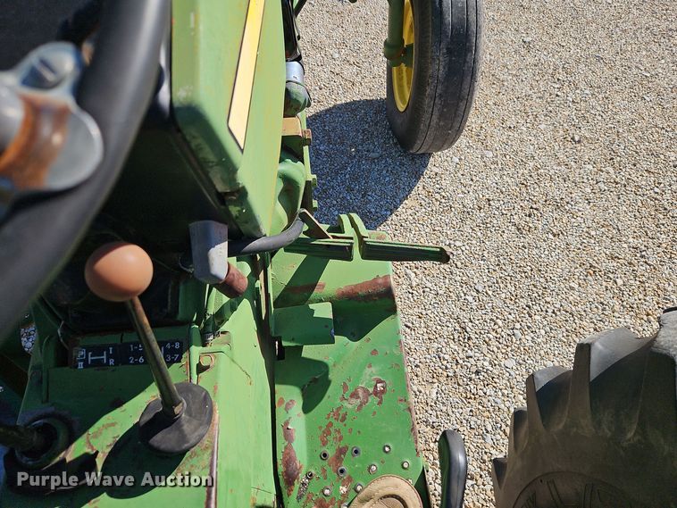 image for item EI8405 1975 John Deere 2030A tractor