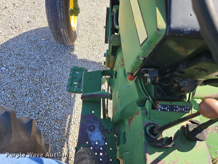 image for item EI8405 1975 John Deere 2030A tractor