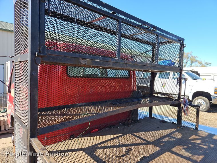 image for item EI8533 2007 Isuzu  NPR flatbed truck