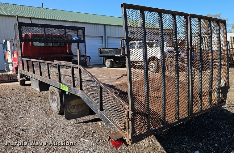 image for item EI8533 2007 Isuzu  NPR flatbed truck