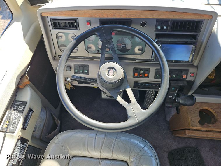 image for item EI8556 1992 AMEG MH-2242 RV