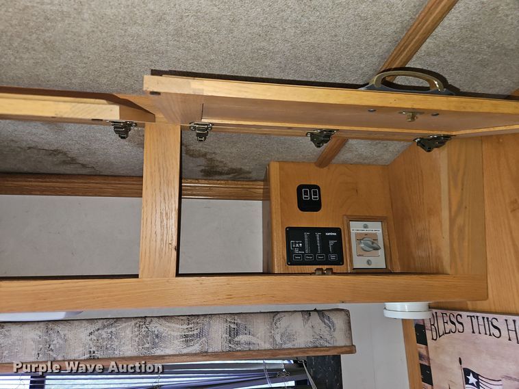 image for item EI8556 1992 AMEG MH-2242 RV