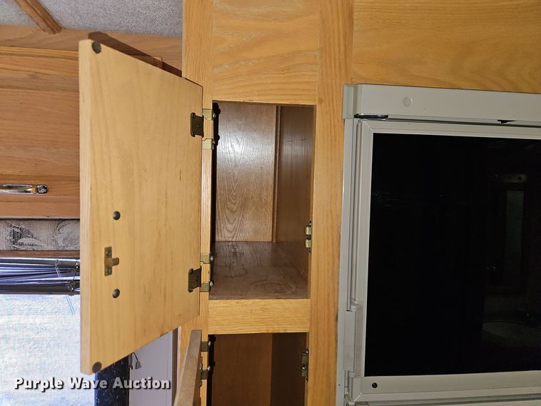 image for item EI8556 1992 AMEG MH-2242 RV