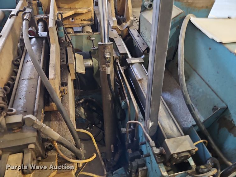 image for item EI8580 DoAll C-4100CNC metal band saw