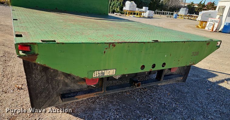 image for item EI8588 2007 Ford F450 Super Duty XL flatbed truck