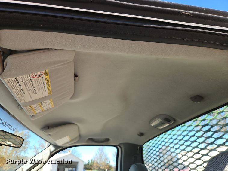 image for item EI8588 2007 Ford F450 Super Duty XL flatbed truck