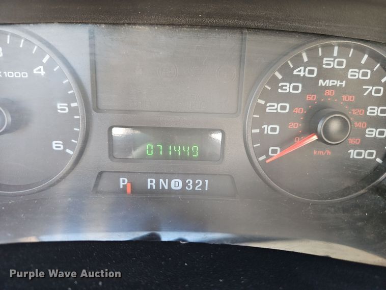 image for item EI8588 2007 Ford F450 Super Duty XL flatbed truck