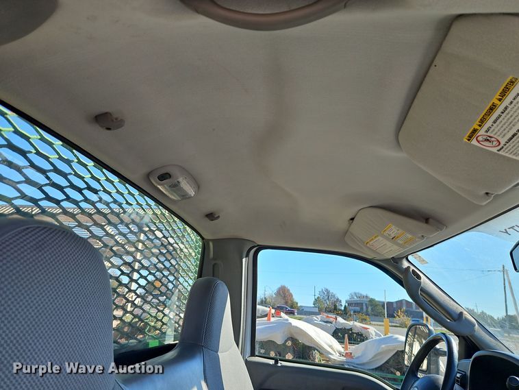 image for item EI8588 2007 Ford F450 Super Duty XL flatbed truck