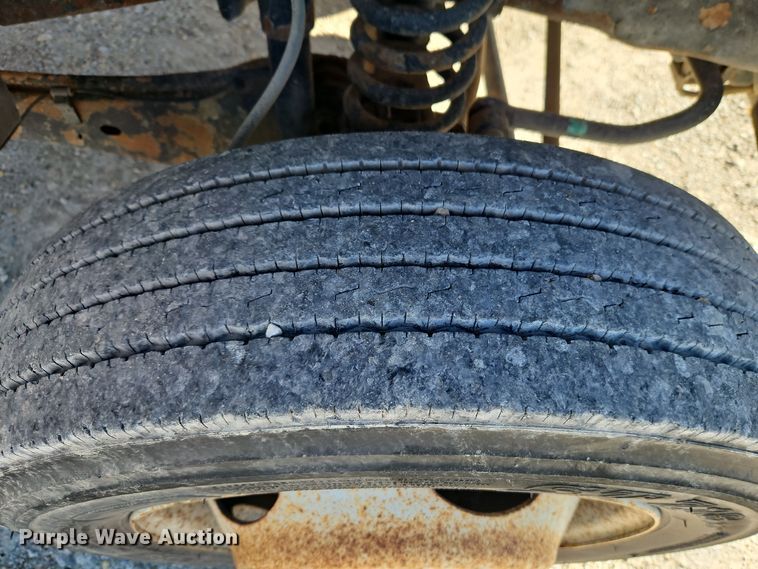 image for item EI8588 2007 Ford F450 Super Duty XL flatbed truck