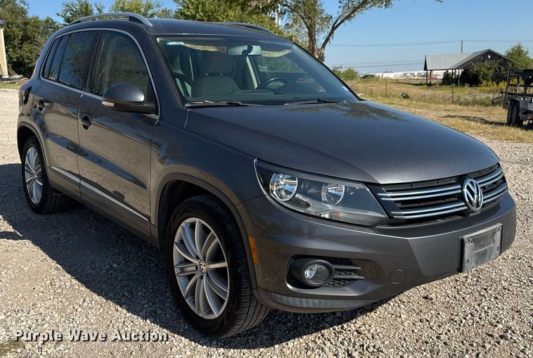 image for item EJ3100 2013 Volkswagen Tiguan SUV