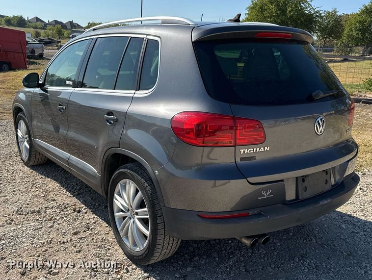 image for item EJ3100 2013 Volkswagen Tiguan SUV