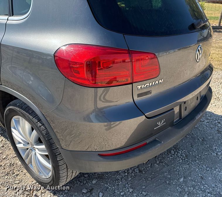 image for item EJ3100 2013 Volkswagen Tiguan SUV