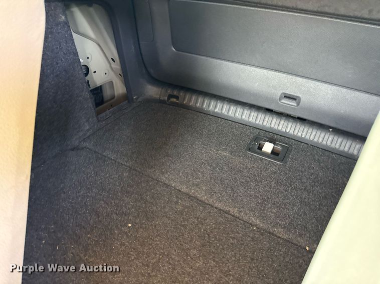 image for item EJ3100 2013 Volkswagen Tiguan SUV