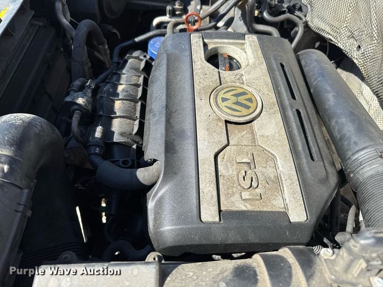 image for item EJ3100 2013 Volkswagen Tiguan SUV