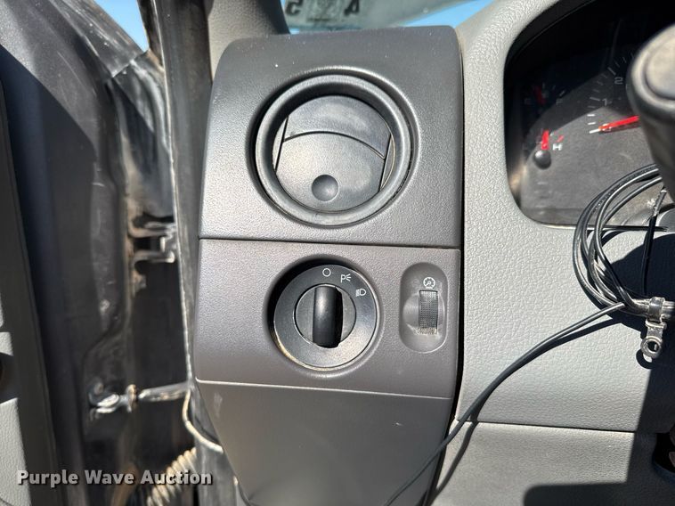 image for item EJ3196 2008 Ford F150 pickup truck