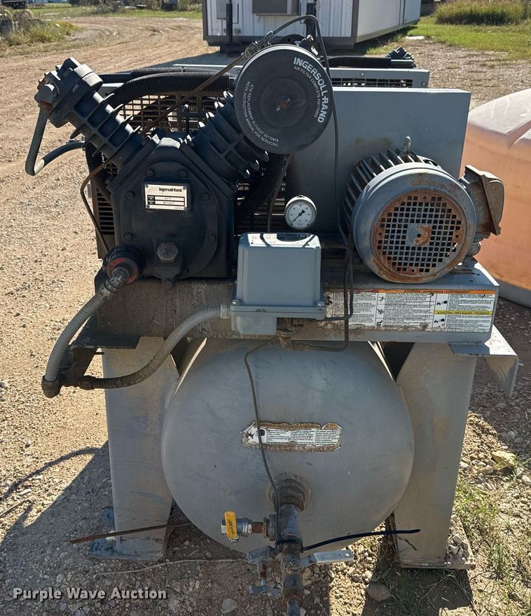 image for item EJ3210 1999 Ingersoll Rand T30 air compressor