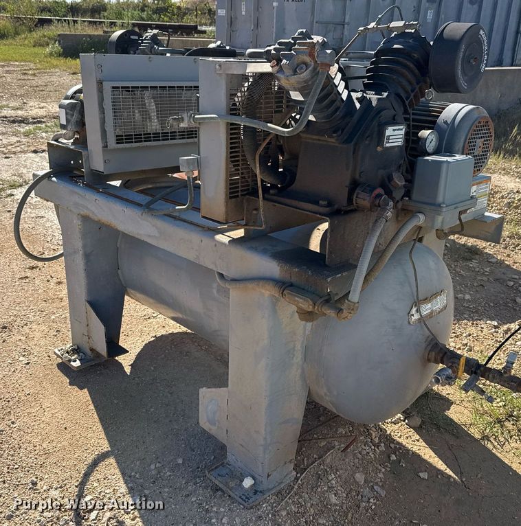 image for item EJ3210 1999 Ingersoll Rand T30 air compressor