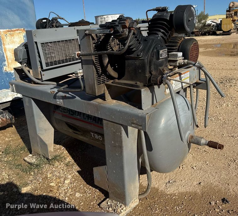 image for item EJ3210 1999 Ingersoll Rand T30 air compressor