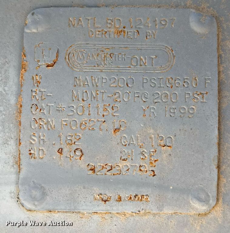 image for item EJ3210 1999 Ingersoll Rand T30 air compressor