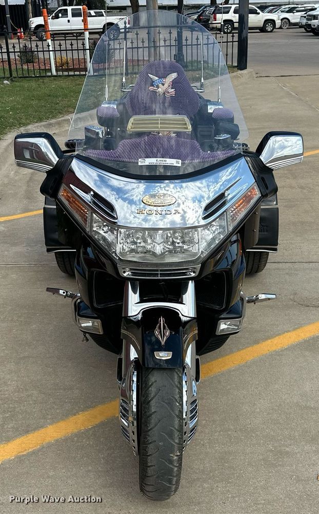 image for item EJ4930 2000 Honda Goldwing 25th Anniversary  motorcycle