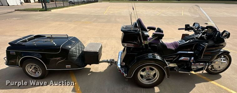 image for item EJ4930 2000 Honda Goldwing 25th Anniversary  motorcycle