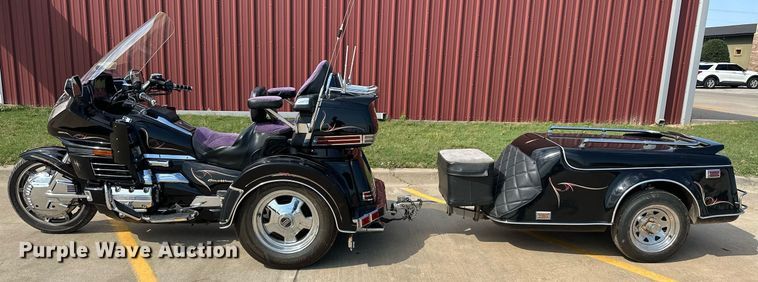 image for item EJ4930 2000 Honda Goldwing 25th Anniversary  motorcycle