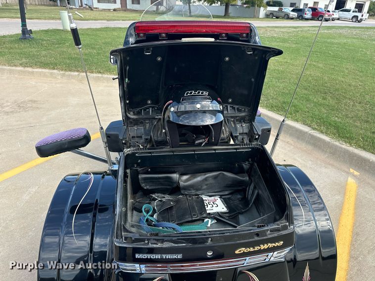 image for item EJ4930 2000 Honda Goldwing 25th Anniversary  motorcycle