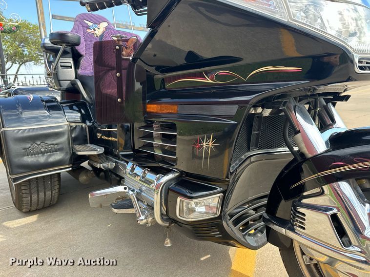 image for item EJ4930 2000 Honda Goldwing 25th Anniversary  motorcycle