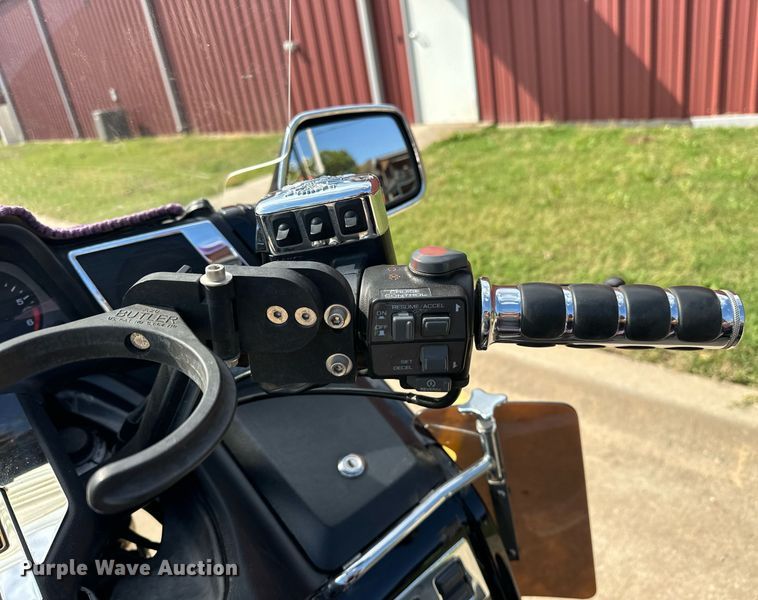 image for item EJ4930 2000 Honda Goldwing 25th Anniversary  motorcycle