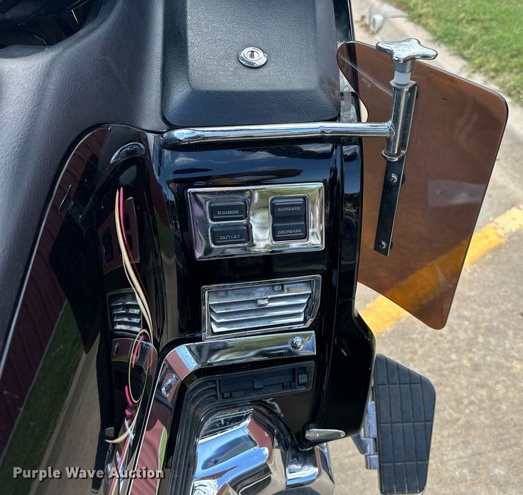 image for item EJ4930 2000 Honda Goldwing 25th Anniversary  motorcycle