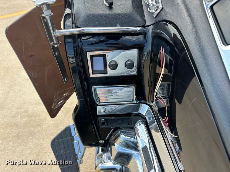 image for item EJ4930 2000 Honda Goldwing 25th Anniversary  motorcycle