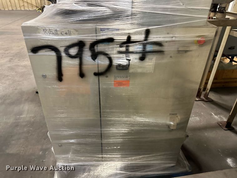 image for item EJ5100 Motoman ES165NT robotic welder