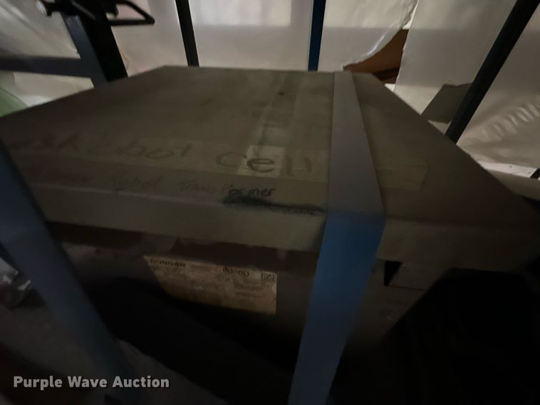 image for item EJ5100 Motoman ES165NT robotic welder