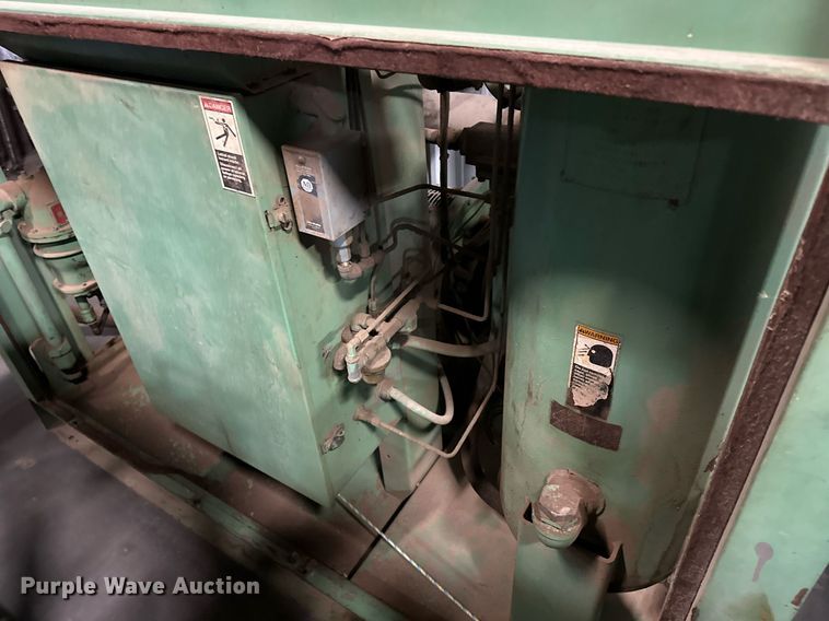 image for item EJ5101 (2) Sullair air compressors