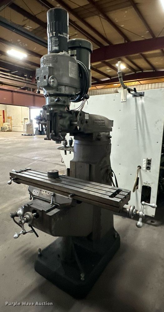 image for item EJ5106 (2) milling machines