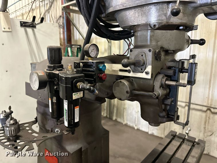 image for item EJ5106 (2) milling machines